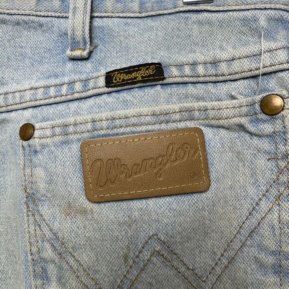 Wrangler Jeans Mens 36x32 Blue Denim Zip Fly Straight Cut 100% Cotton *Stains - Picture 8 of 9